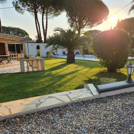 Вилла La Bastide Bleue Андюз Экстерьер фото
