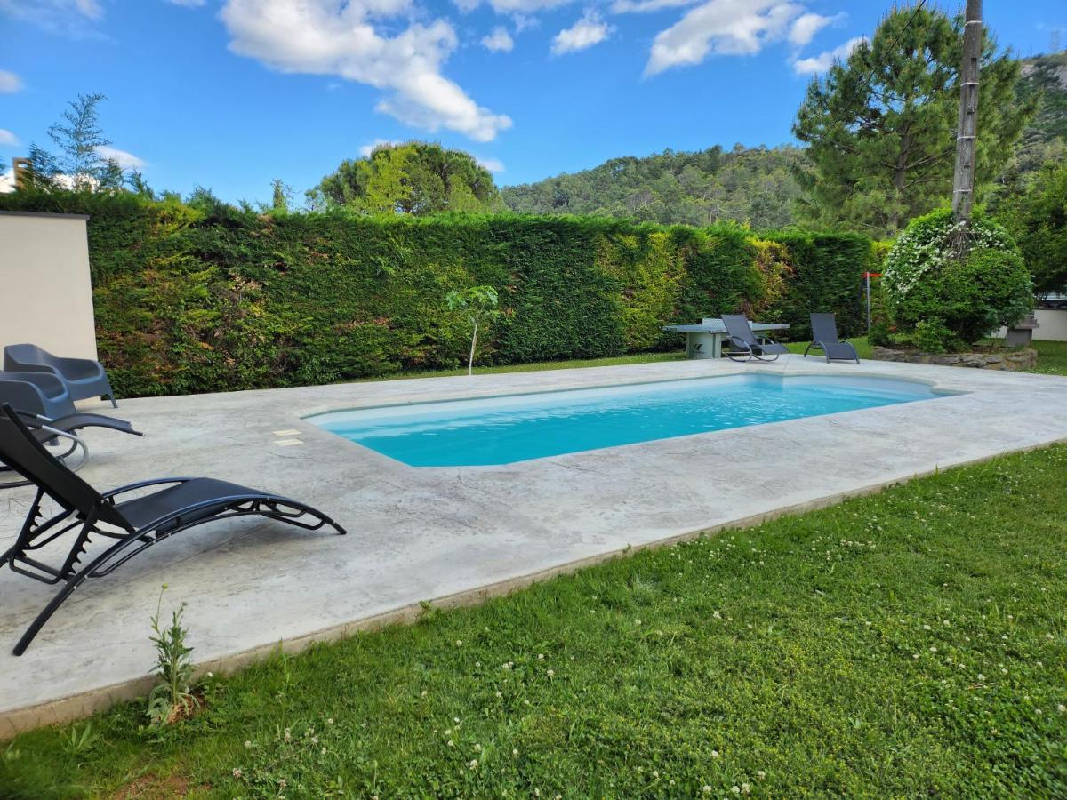 Вилла La Bastide Bleue Андюз Экстерьер фото
